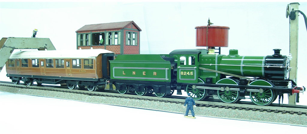 LNER Green 8245